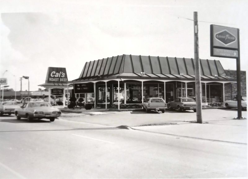 File:Cal's Roast Beef 1973.jpg